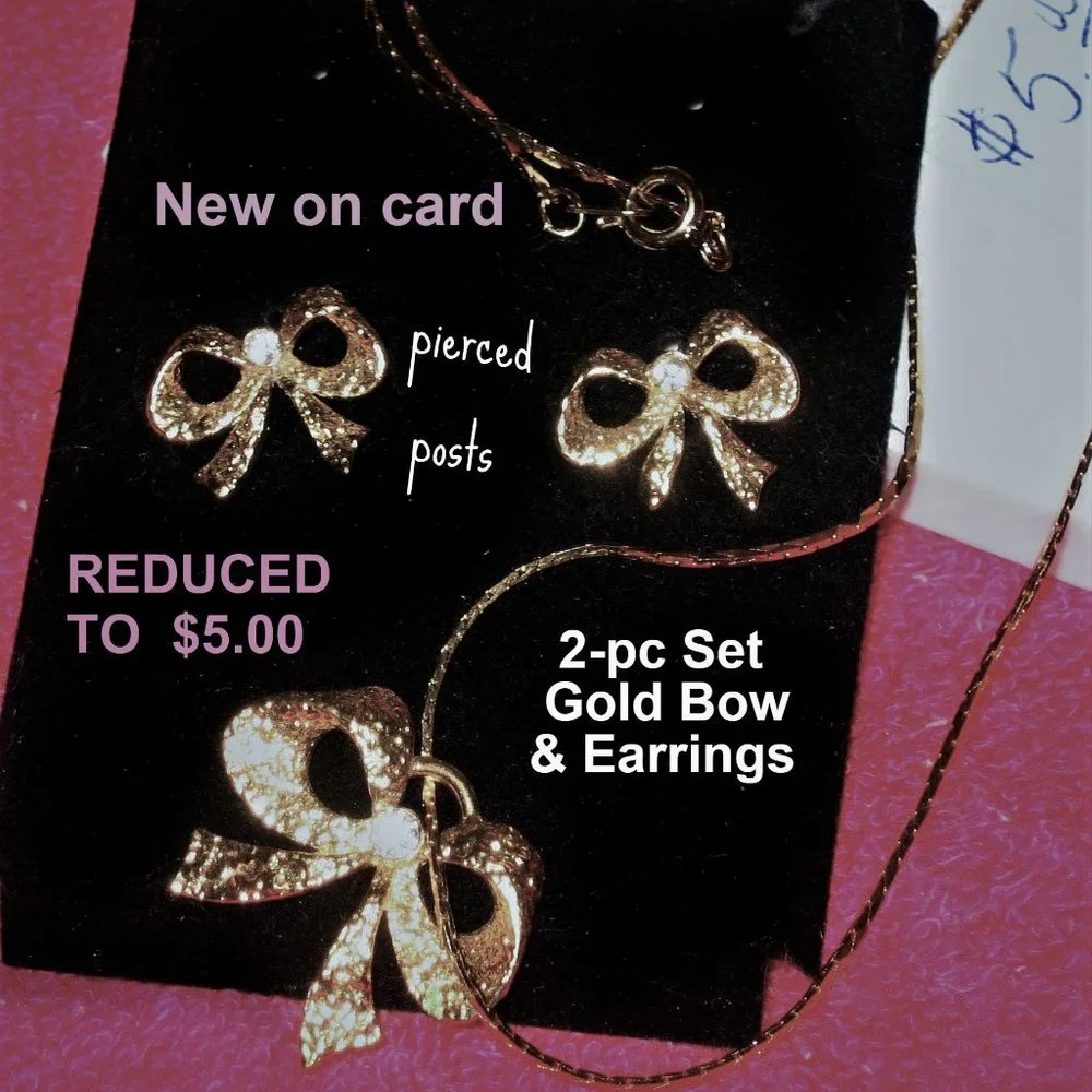 Lot of 2: Gold Bows Pin & Necklace